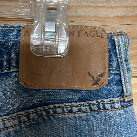 American Eagle Outfitters size 32X34 Low-rise Boot Medium Wash Soft Denim Jeans - Picture 7 of 12